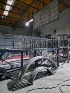 Fabricacion en serie estructuras metalicas scaled — racks metálicos Monterrey