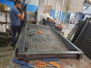 Fabricante de Marcos Y rejas scaled — racks metálicos Monterrey